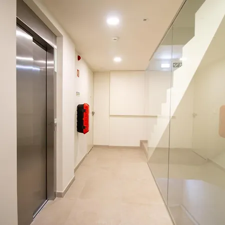 Reference T1 3rd Floor Lissabon